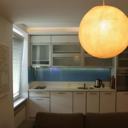 Apartment Moonlight Shadow